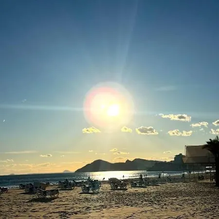 A 2 Minutos De Playa